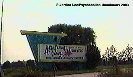 Vista Drive-In Theatre - Vista Ticket Booth Courtesy Jerrica Lee Outdoor Moovies